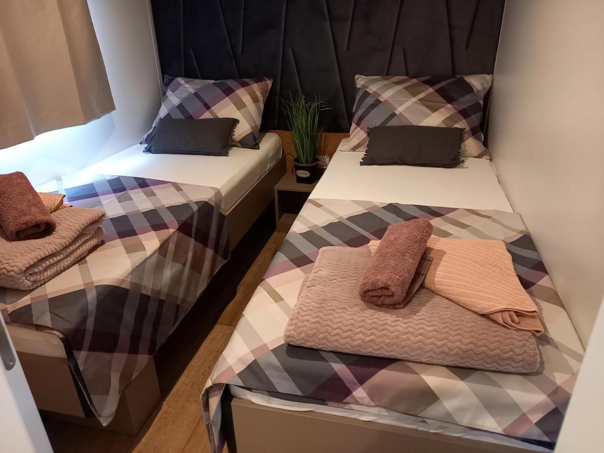 Mobile Home Agava 2 比奥格勒·纳·莫鲁 外观 照片